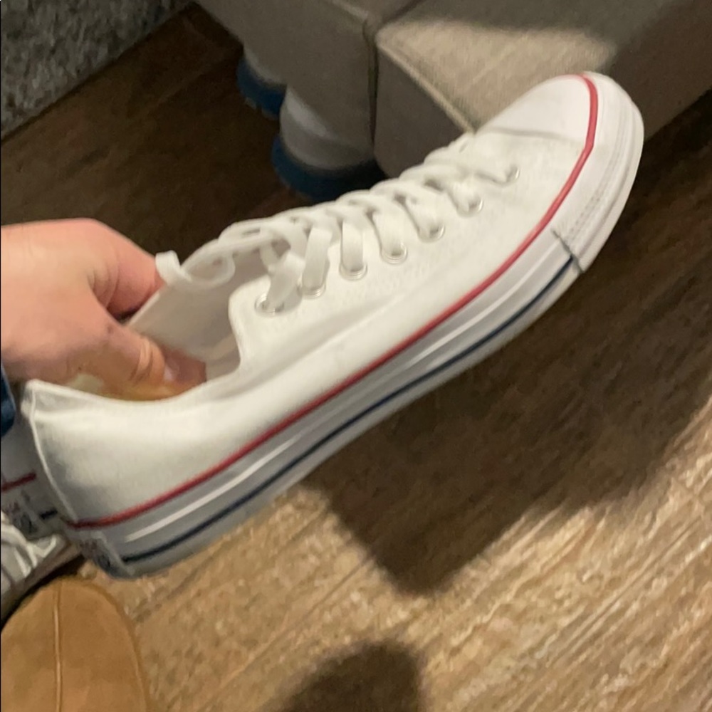 Converse - Picture 3 of 4